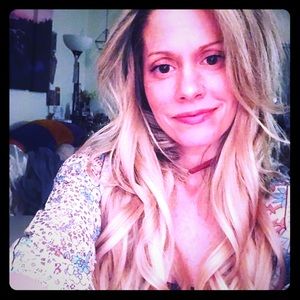 Meet your Posher Robbie @flygrirlrb